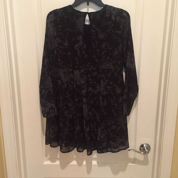 Ecote Black Dress with Floral Pattern - Picture 5 of 8